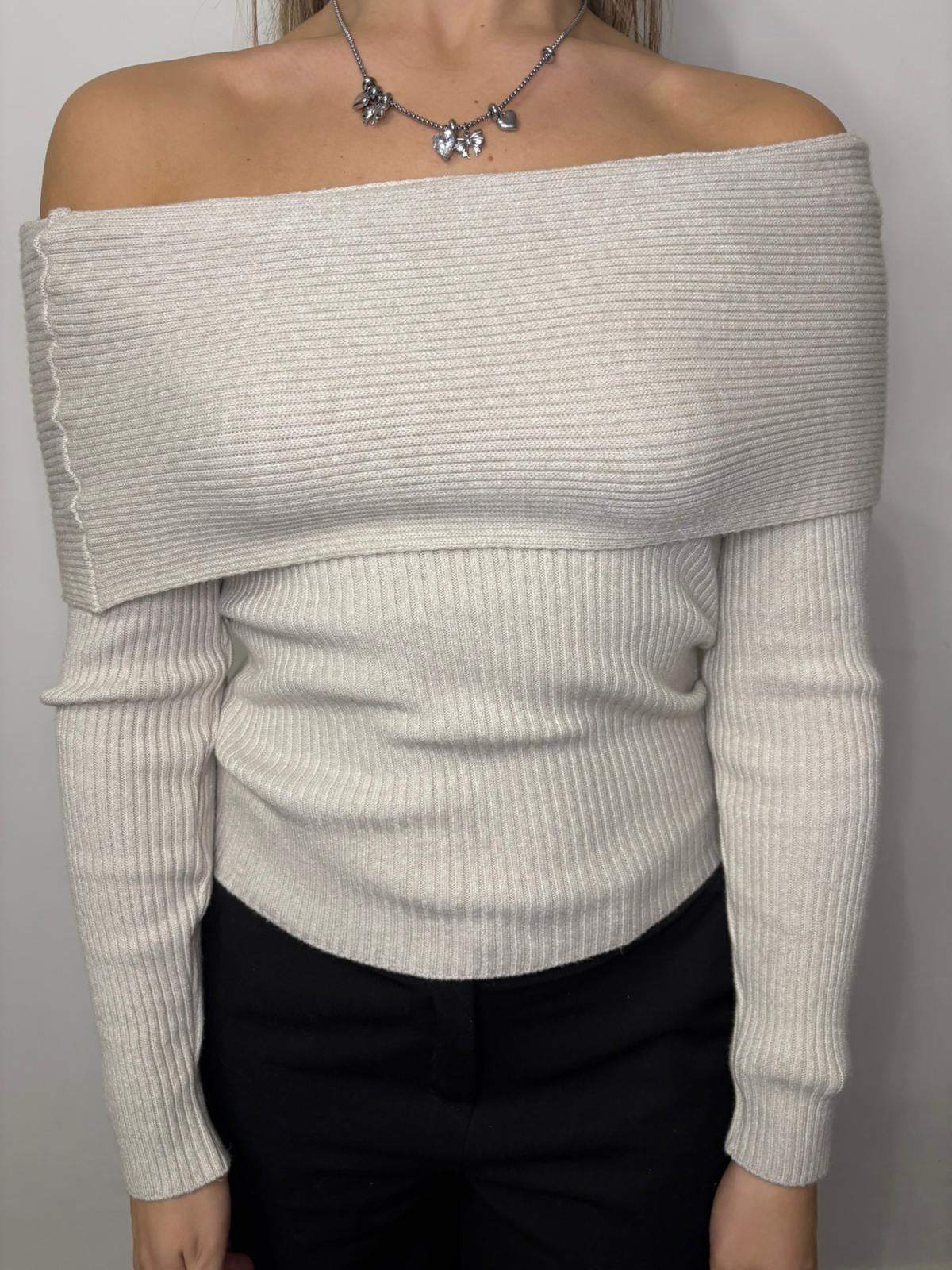 Maglioncino scollo a barca (a costine)