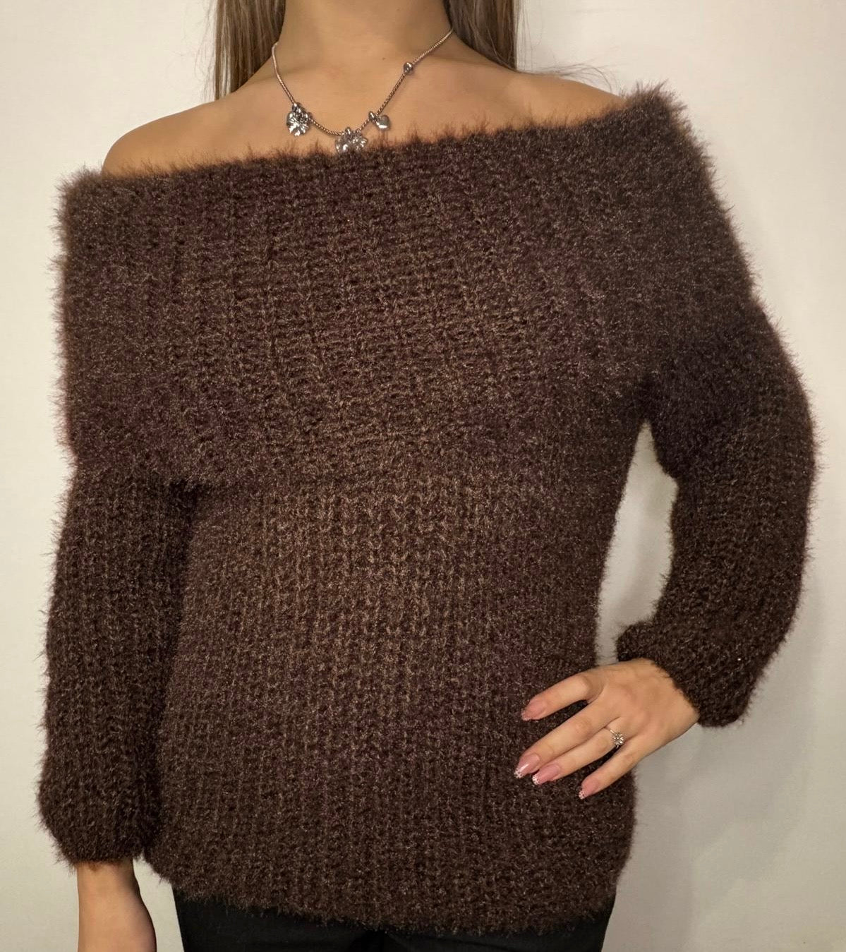 Maglione scollo a barca