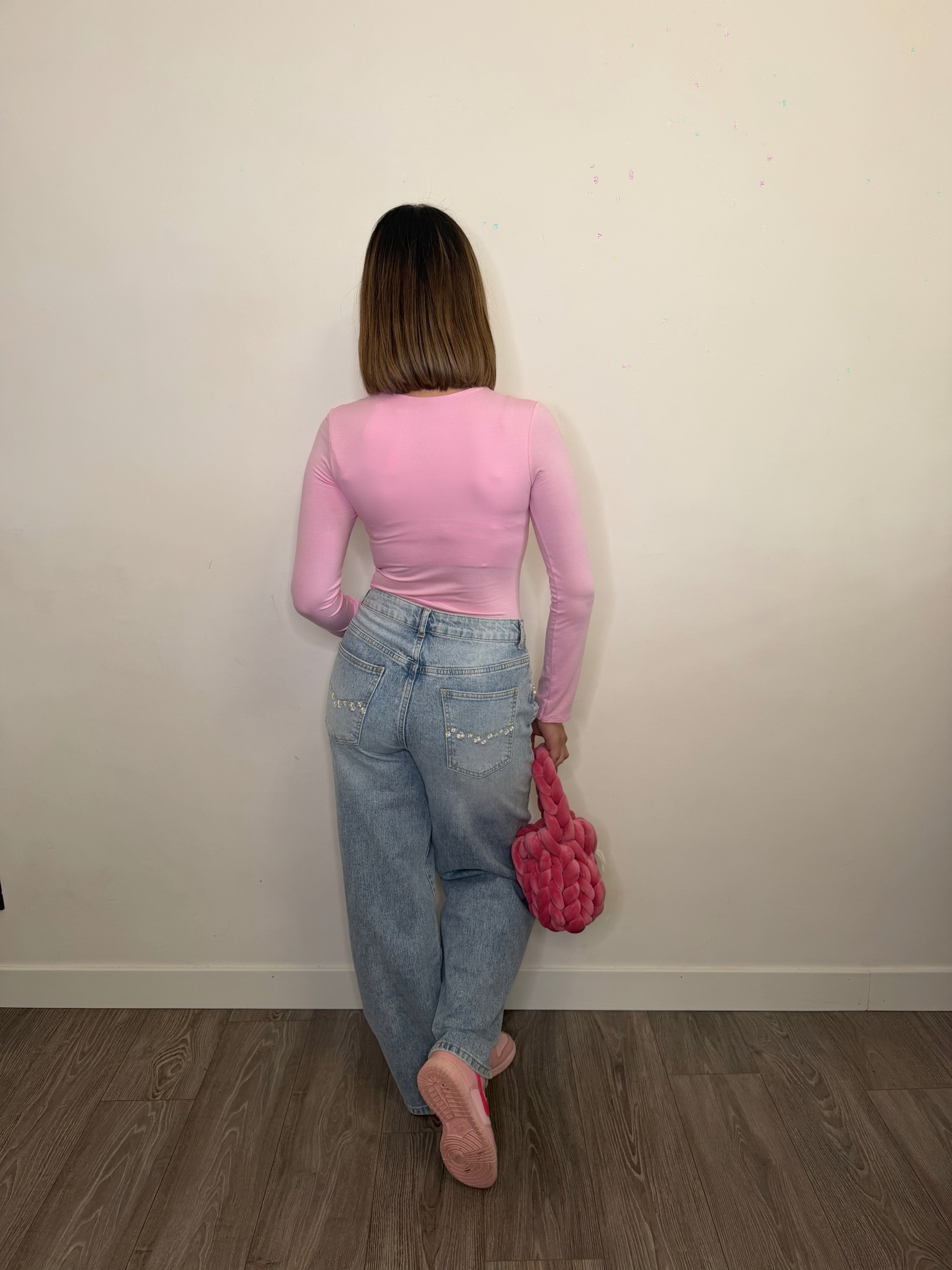 Body Amelia
